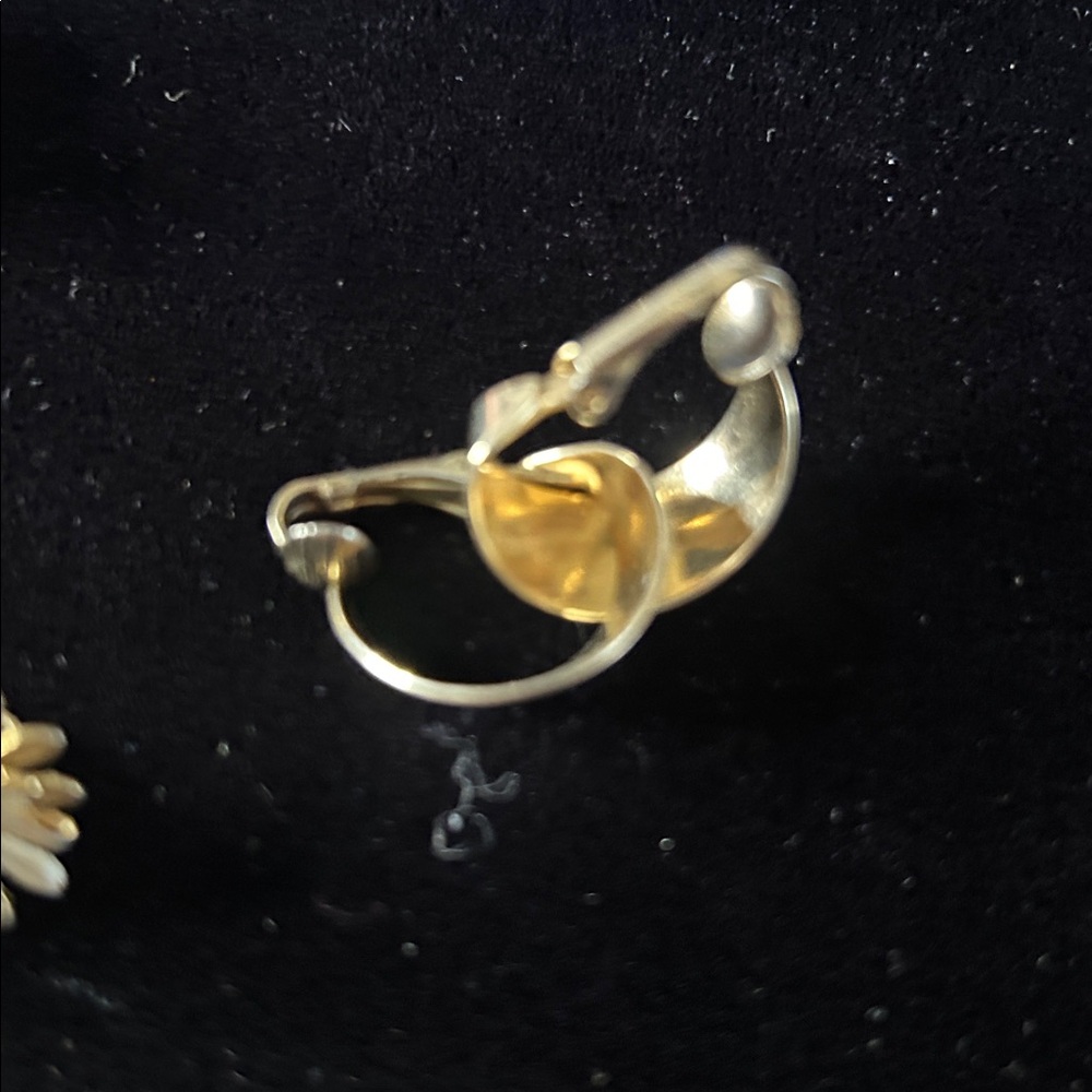 Assorted Vintage Earrings Set Total of 10 Clipon & Pierced #52300 - Picture 8 of 8